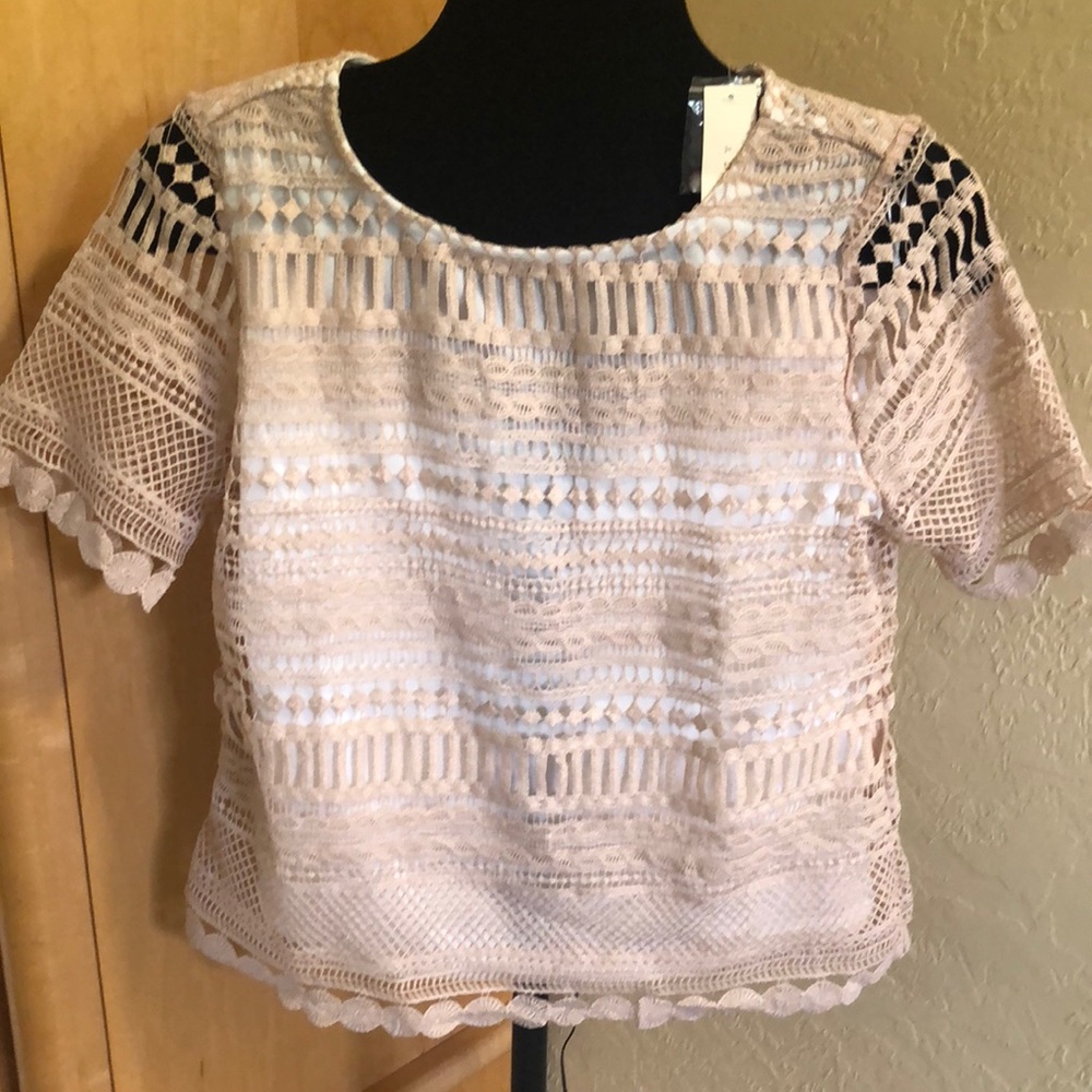 Fine lace blouse blush color M size